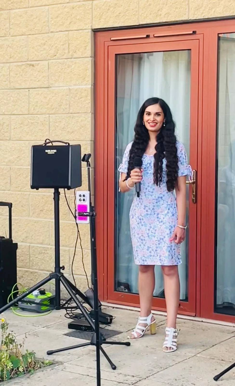Sun, Songs, and Sizzling Burgers and Welcome Community for Spectacular Summer BBQ