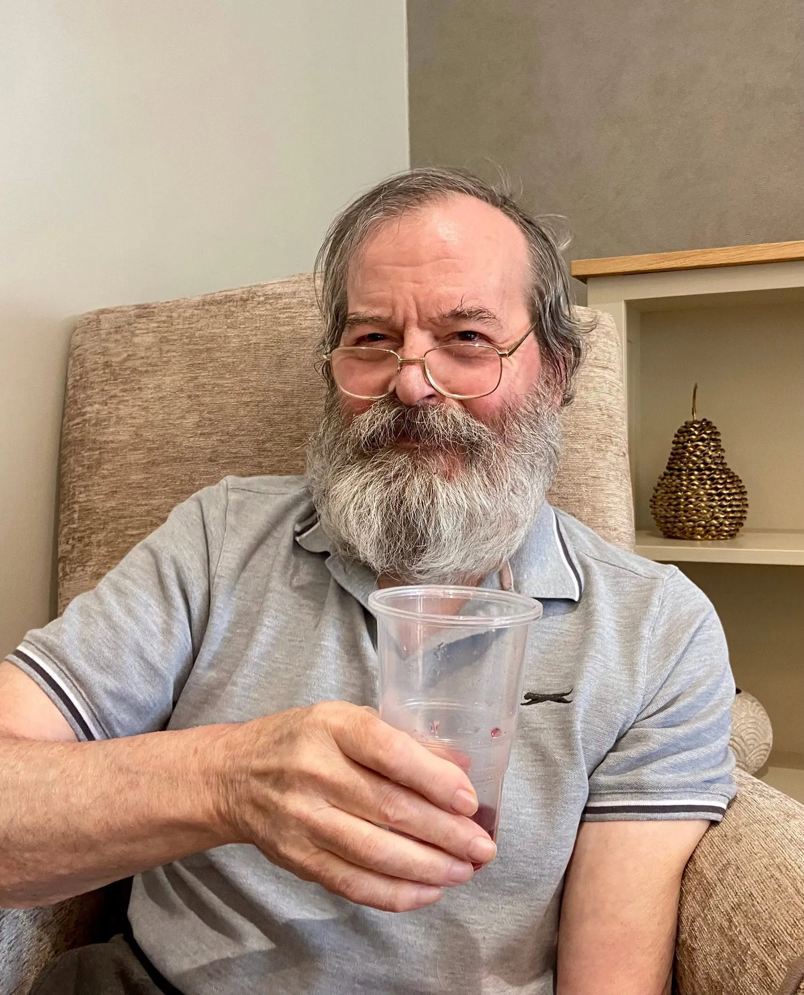 Our residents at Hall Park celebrated National Iced Tea Day!