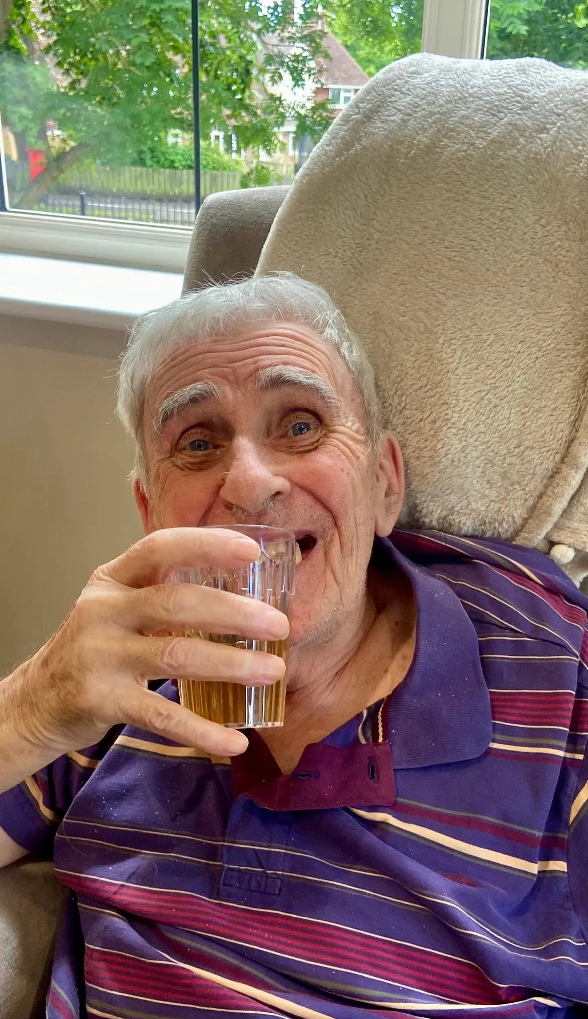 Our residents at Hall Park celebrated National Iced Tea Day!