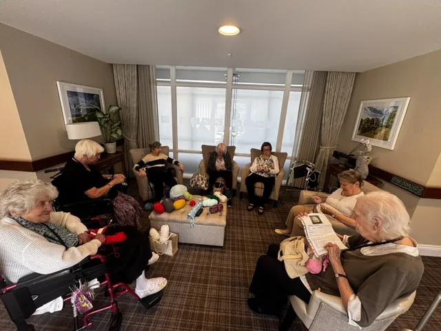 Knit and Natter