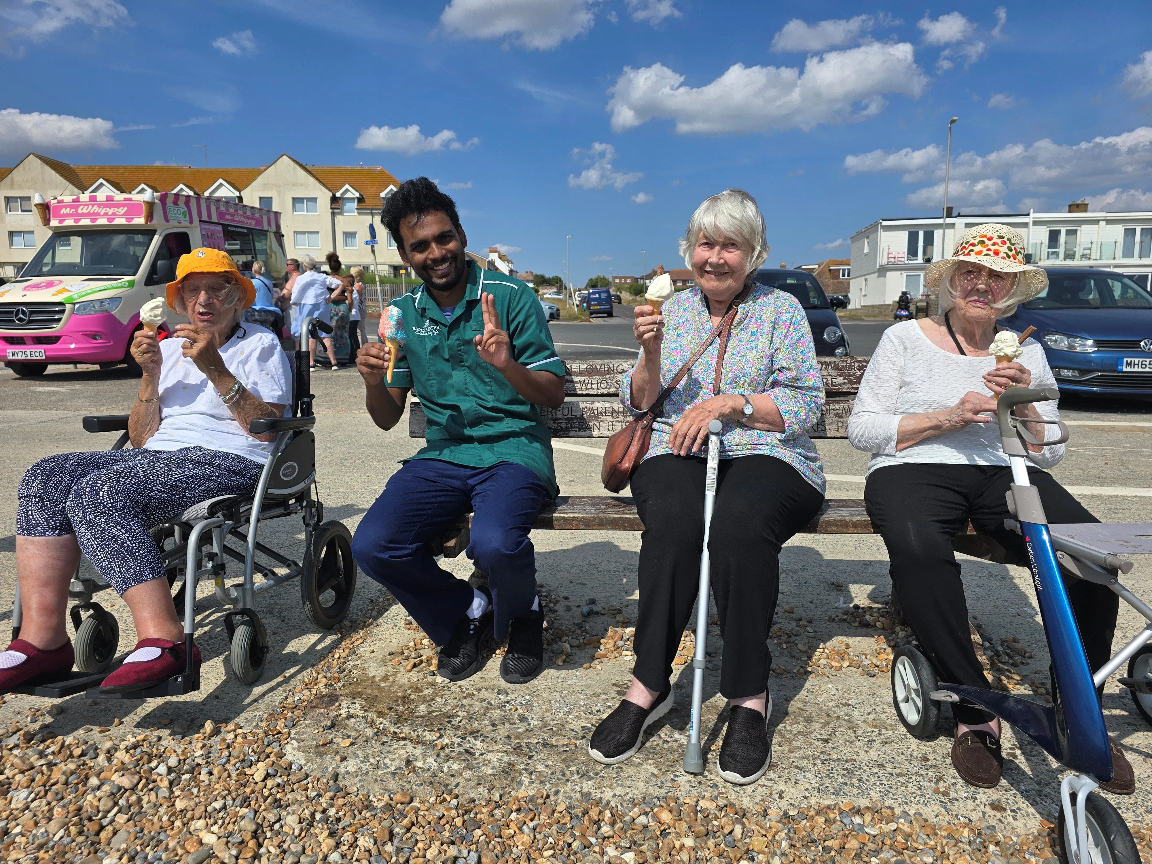 Oh we do like to live beside the seaside!