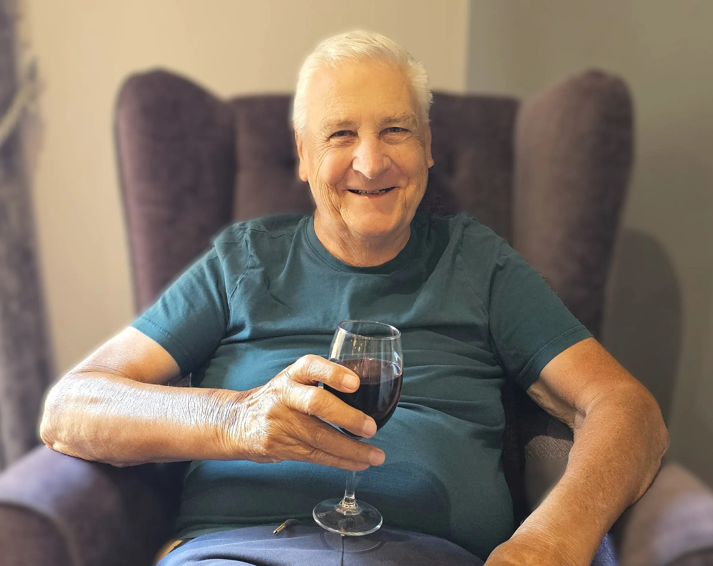 Friendship & Music Brings Joy to Residents
