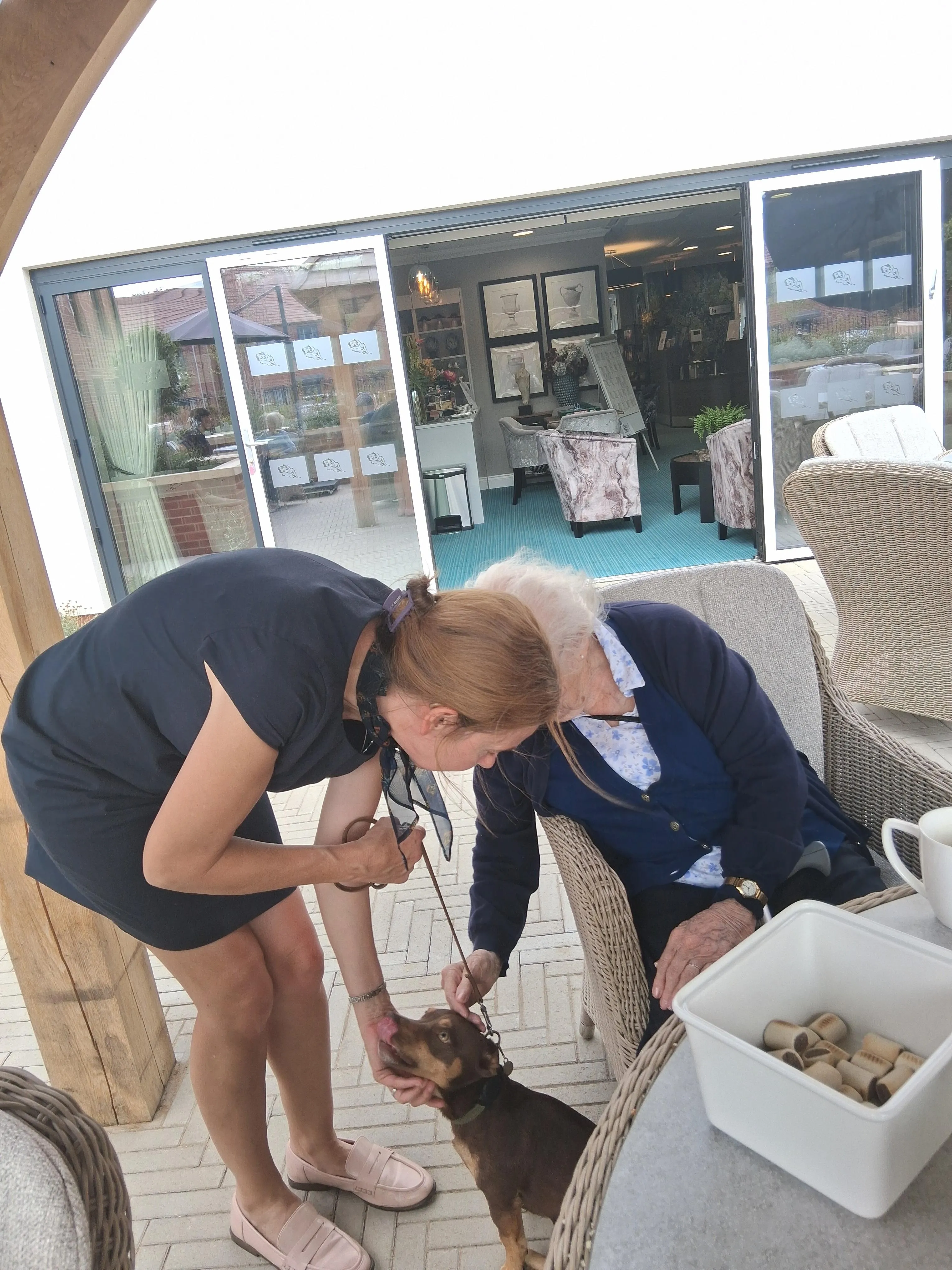 A Barking Good Café at Weystone Manor! 