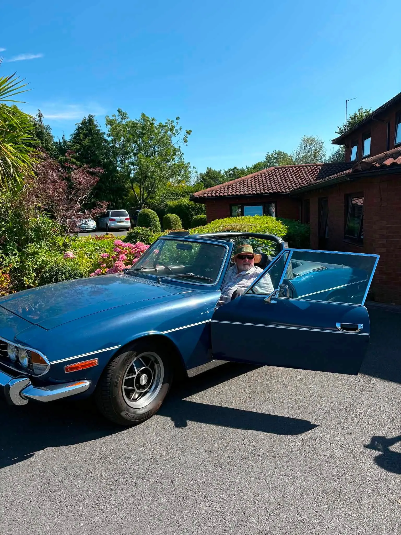 Vintage Triumph Stag Ride 