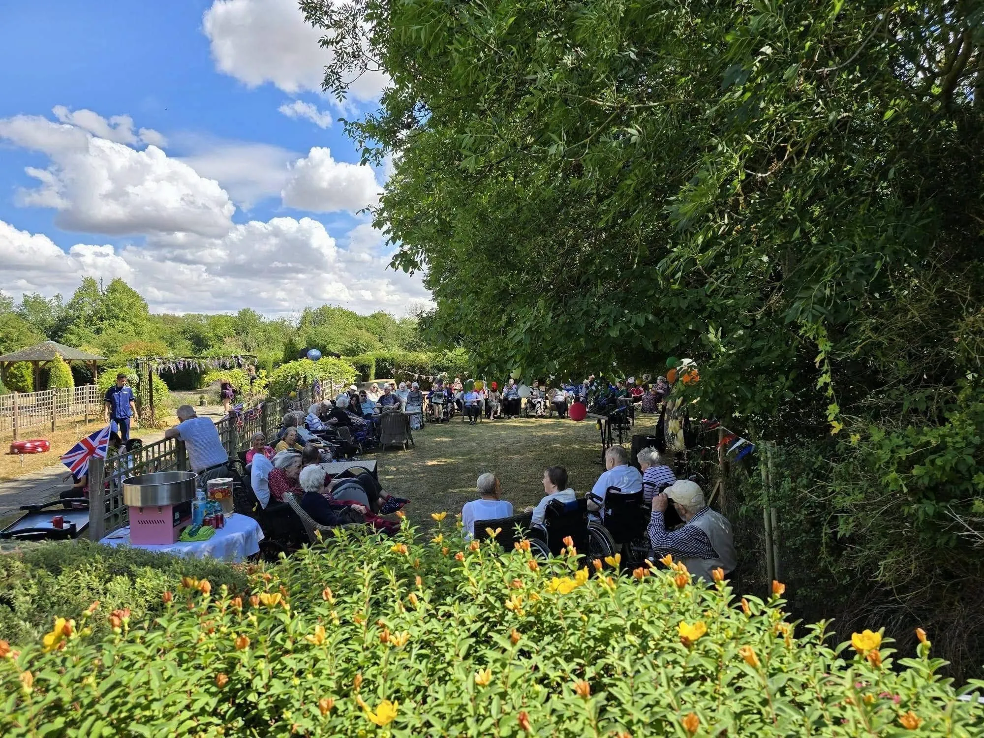 A Fantastic Family and Friends Picnic Party!