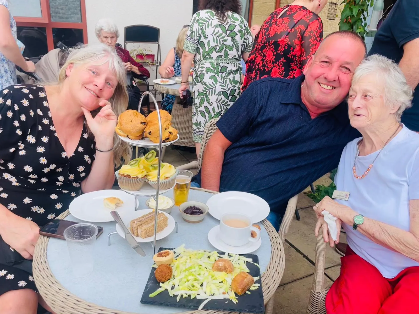 What a wonderful afternoon we had in the garden today!