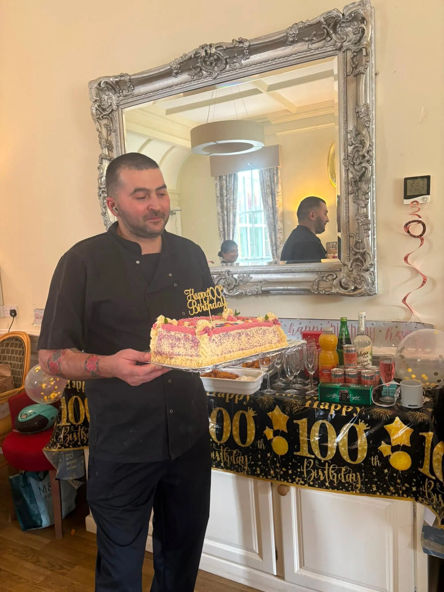 Celebrating our residents’ birthdays