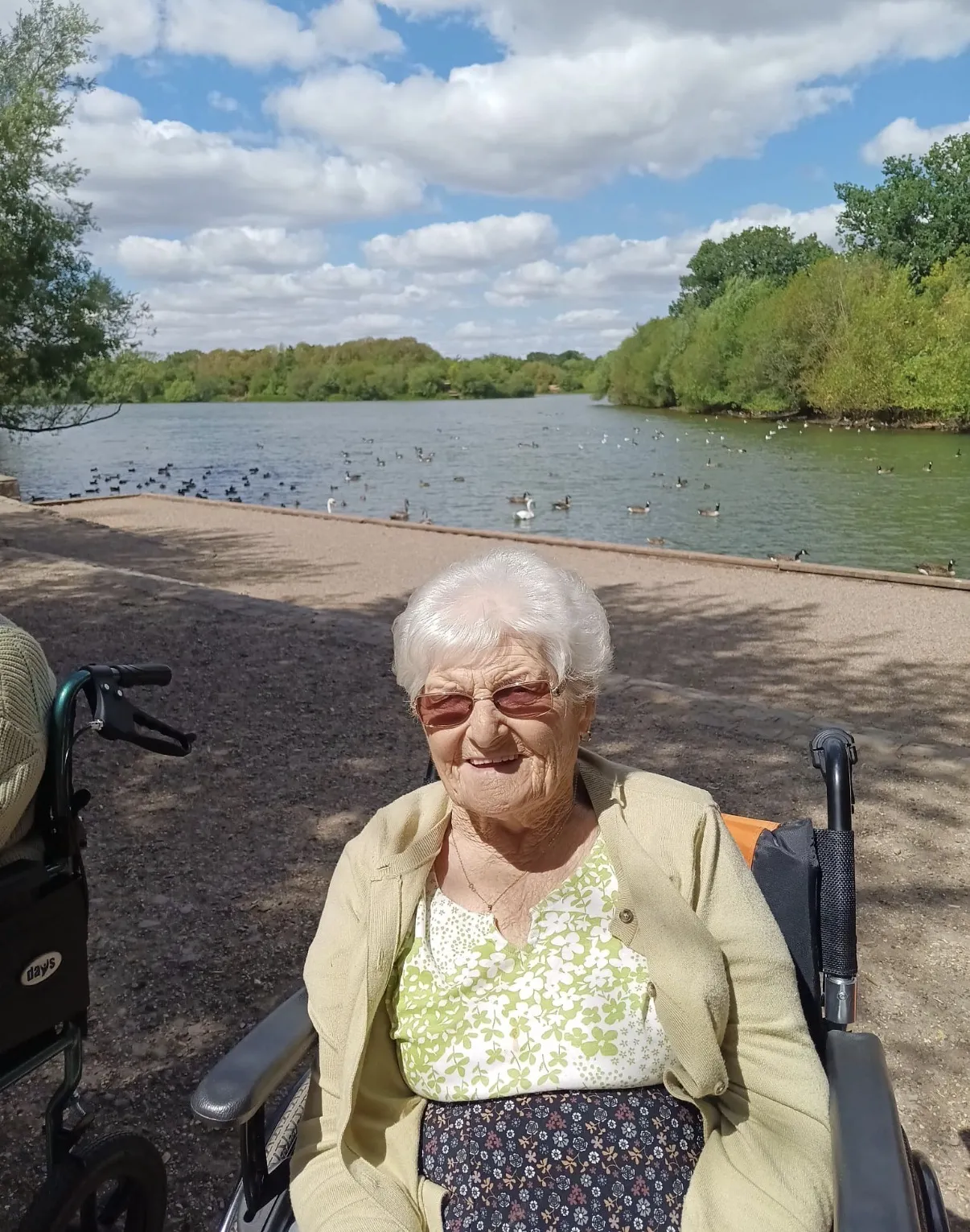Trip To Dinton Pastures Country Park