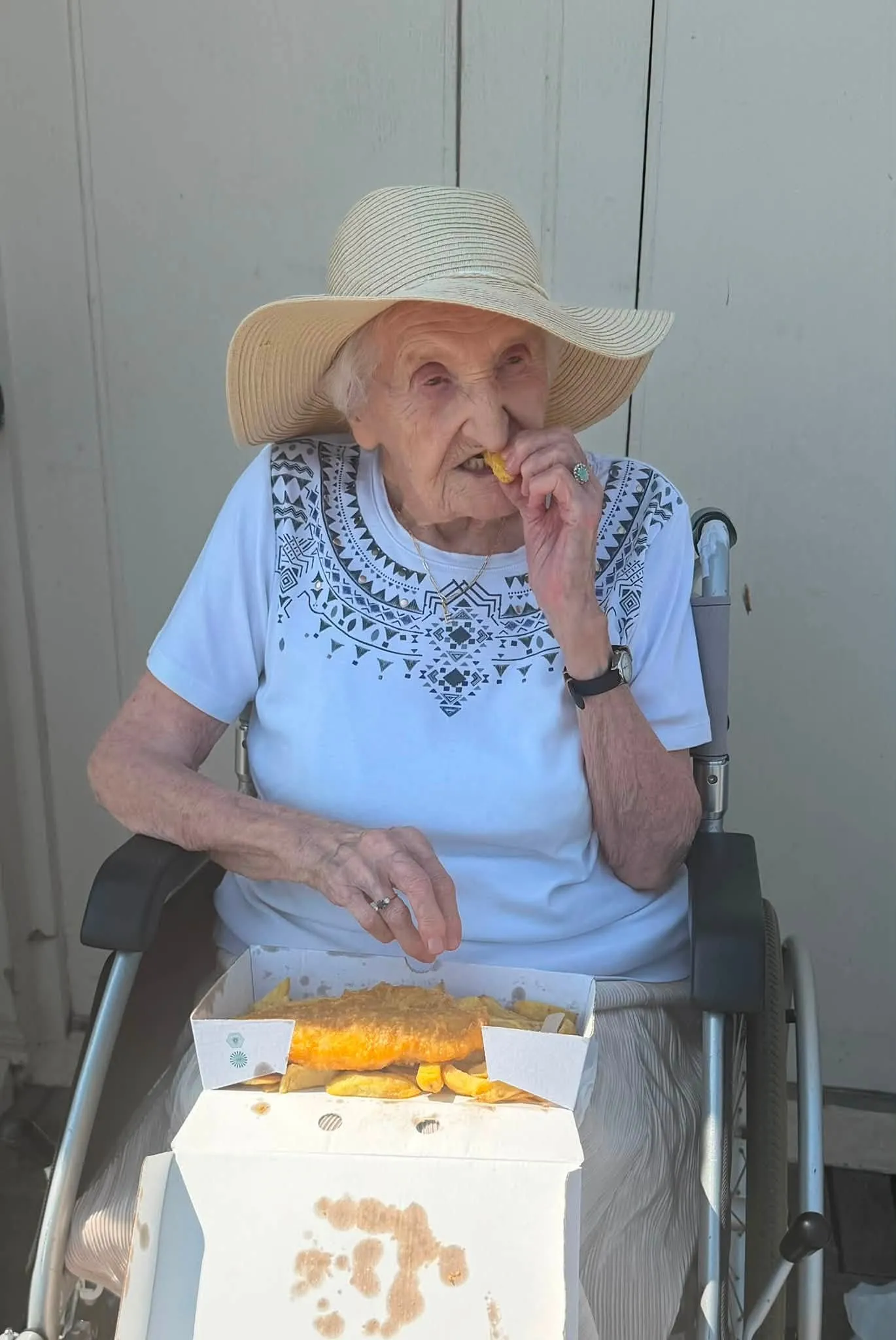 Enid celebrates her 101st Birthday with a trip to the beach