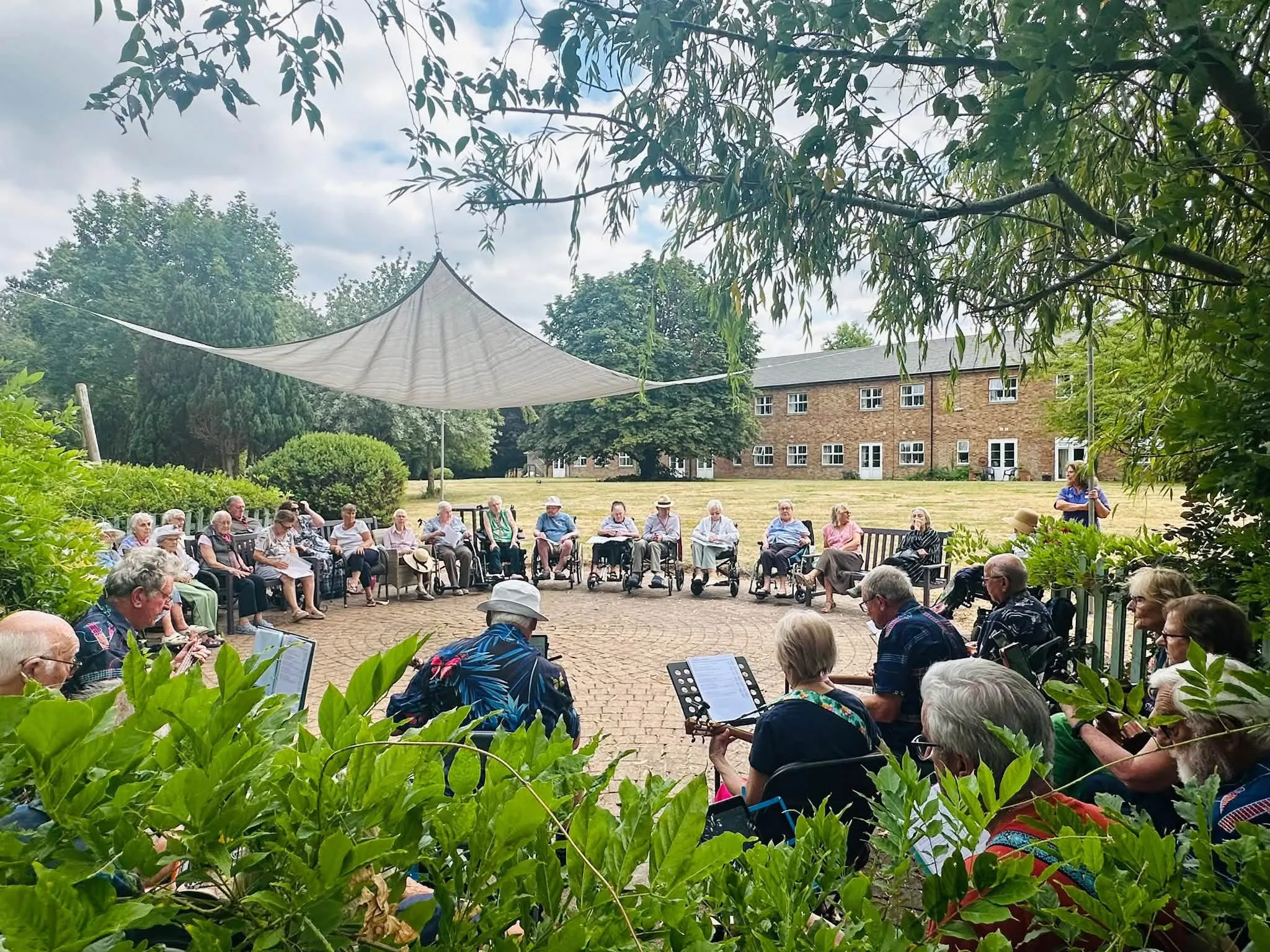 Wonderful afternoon with the U3A Ukulele Club!
