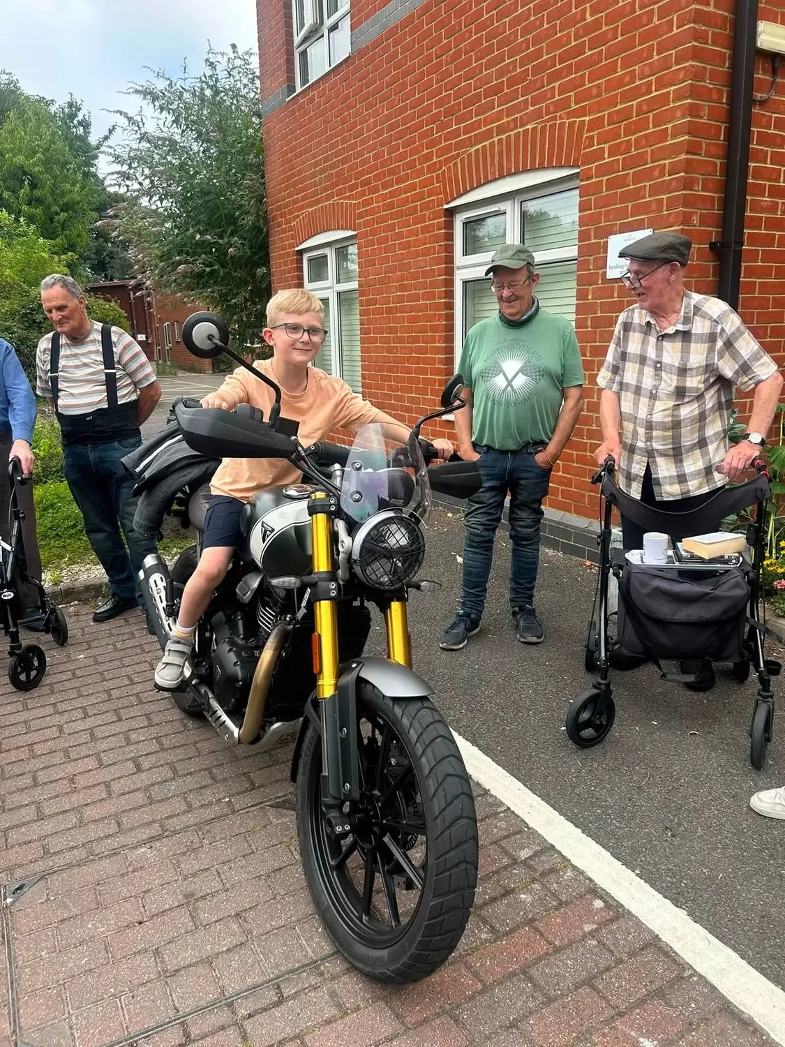 Visit from the Triumph Owners Club