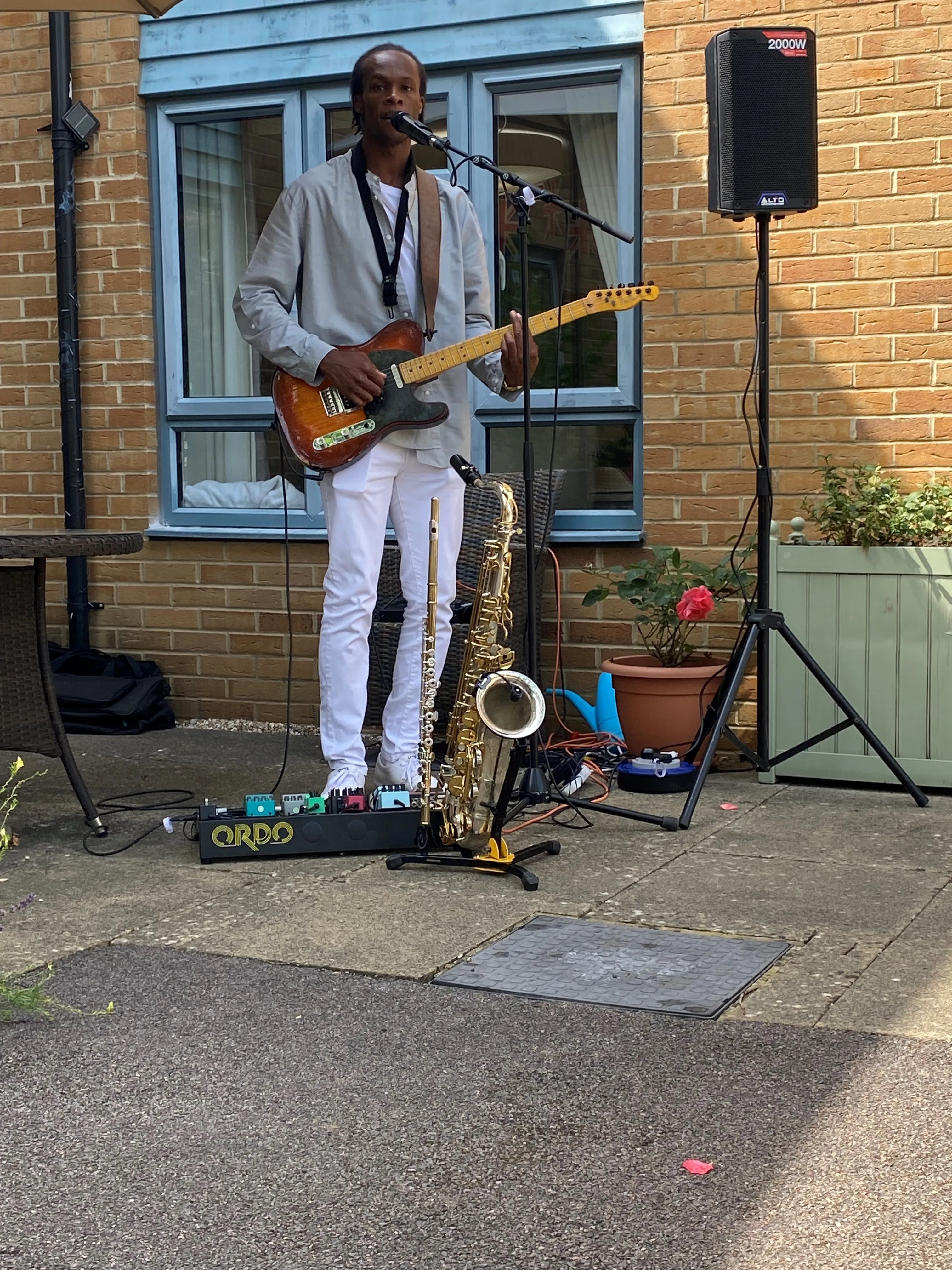 Multi-instrumentalist plays at Windmill