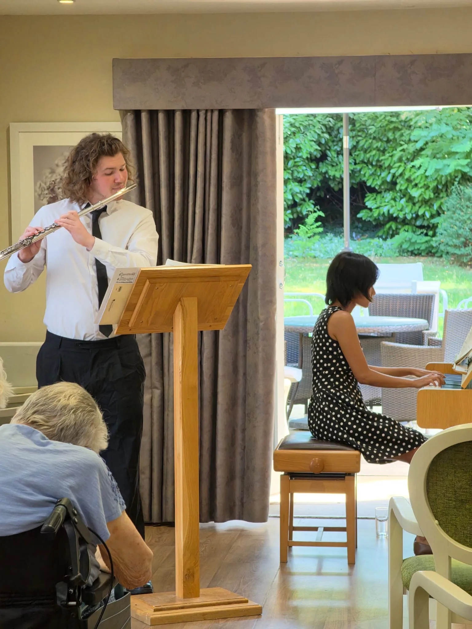 Classical music and Pimms