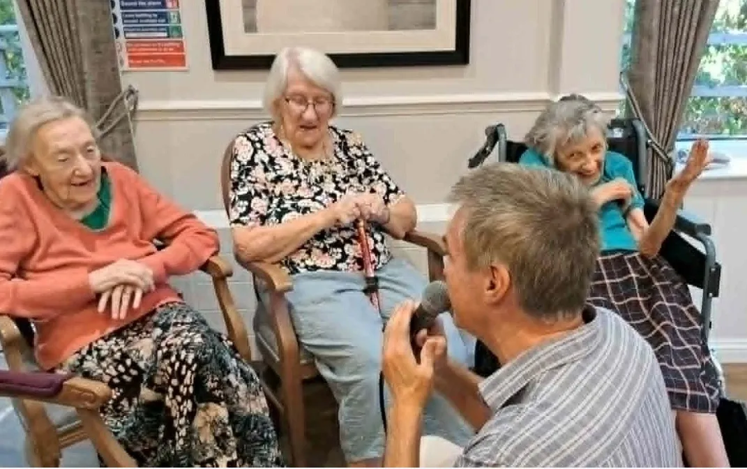 Toe-Tapping Tuesday Brings Iconic Hits 
