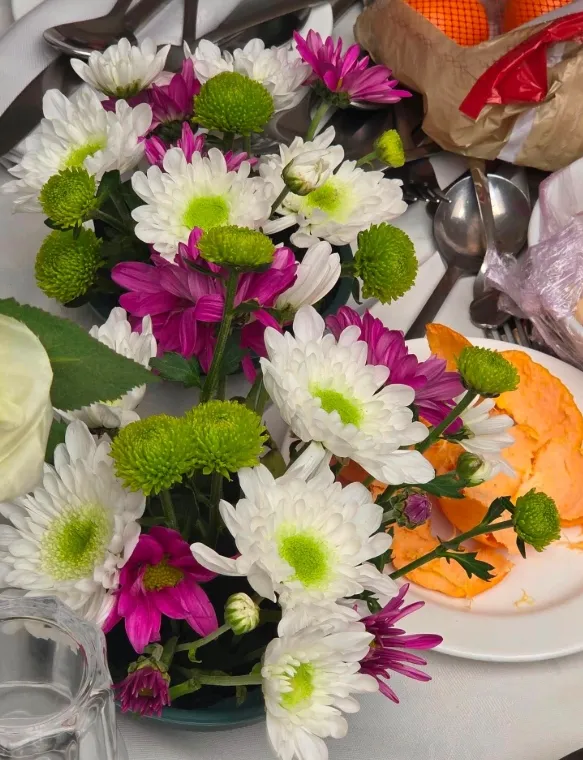 A Little Floral Creativity at Glebefields! 