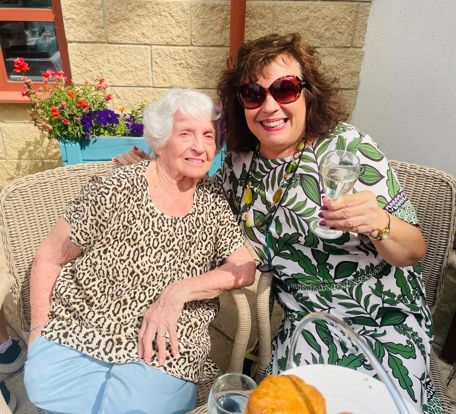 What a wonderful afternoon we had in the garden today!