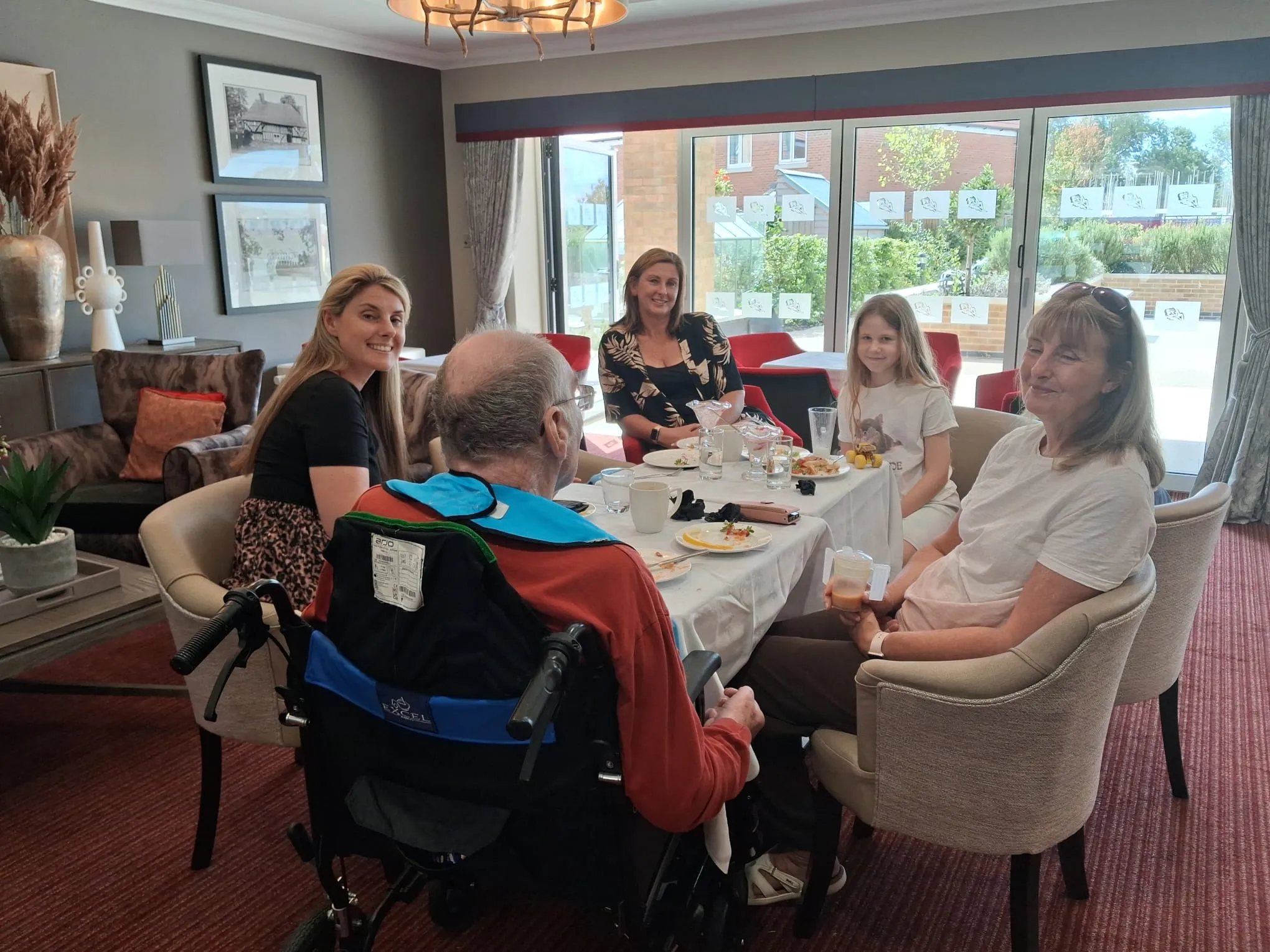 Family Bistro Breakfast Club brings generations together