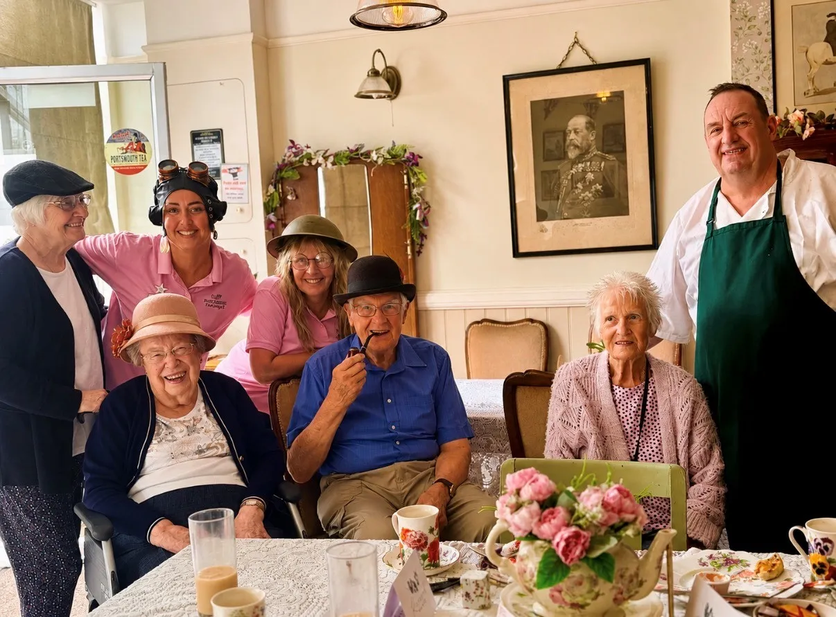 A Morning Full of Memories at Dolly’s Vintage Tearooms! 
