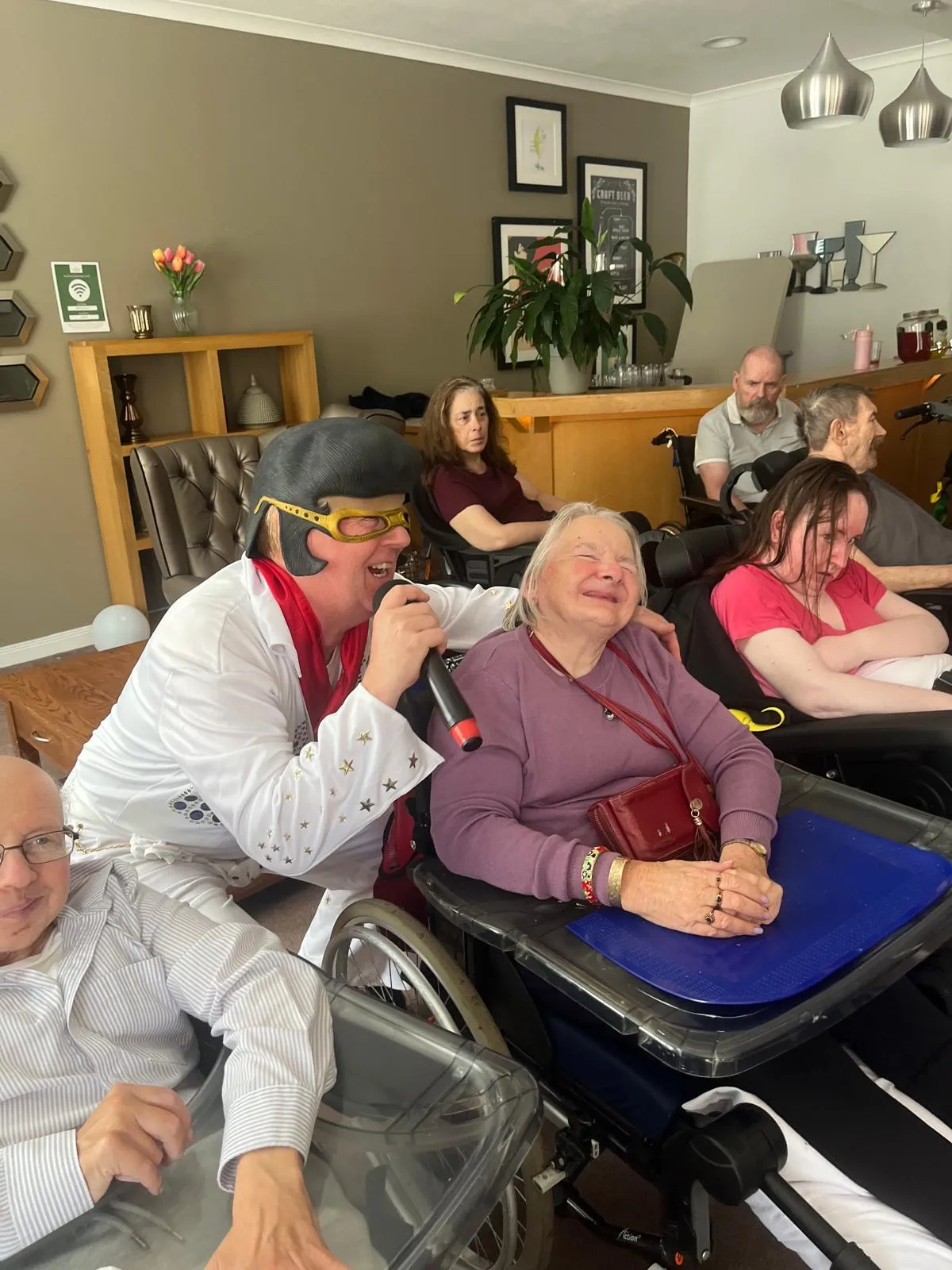 DJ Hilly Rocks the Care Home Again!