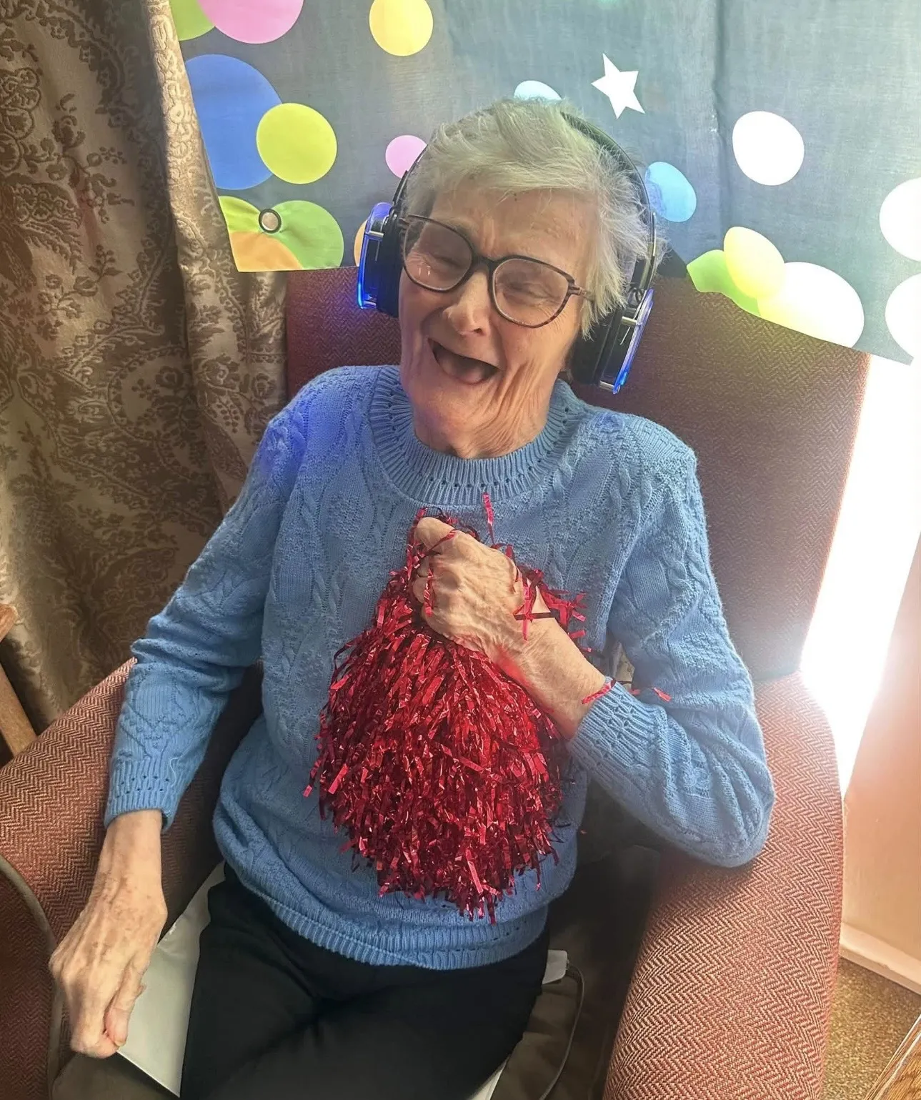 A fantastic morning of music, laughter and dancing here at Washington Grange! 
