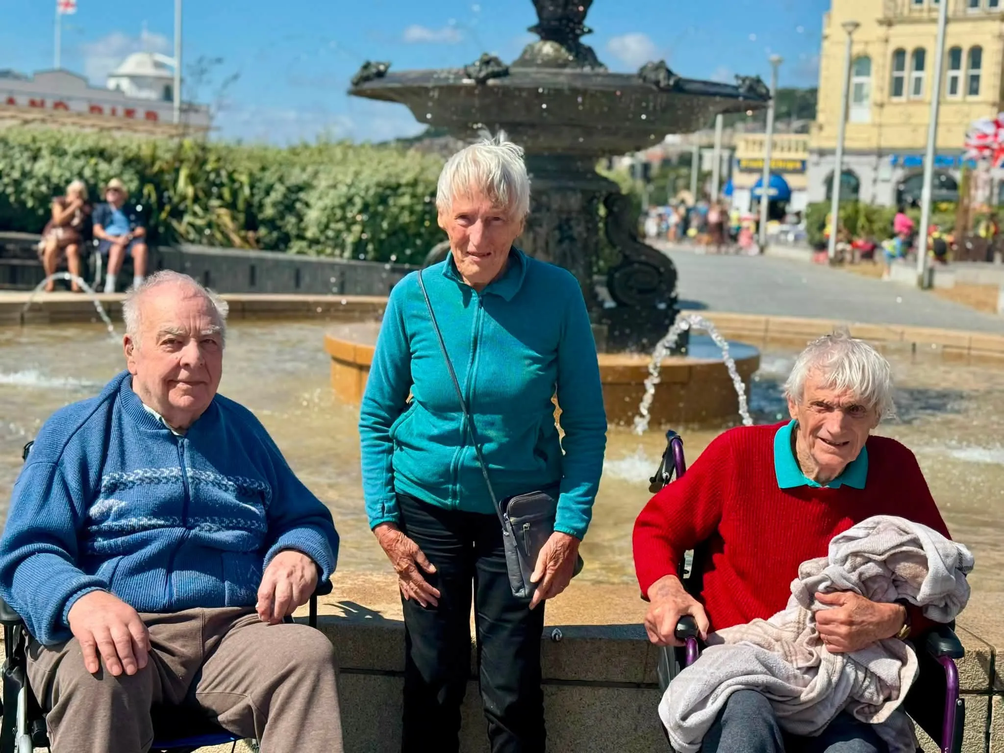 A day at the seaside 