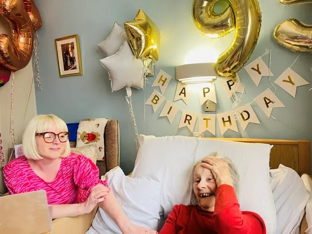 Personalised Live Entertainment with Carly Ann 