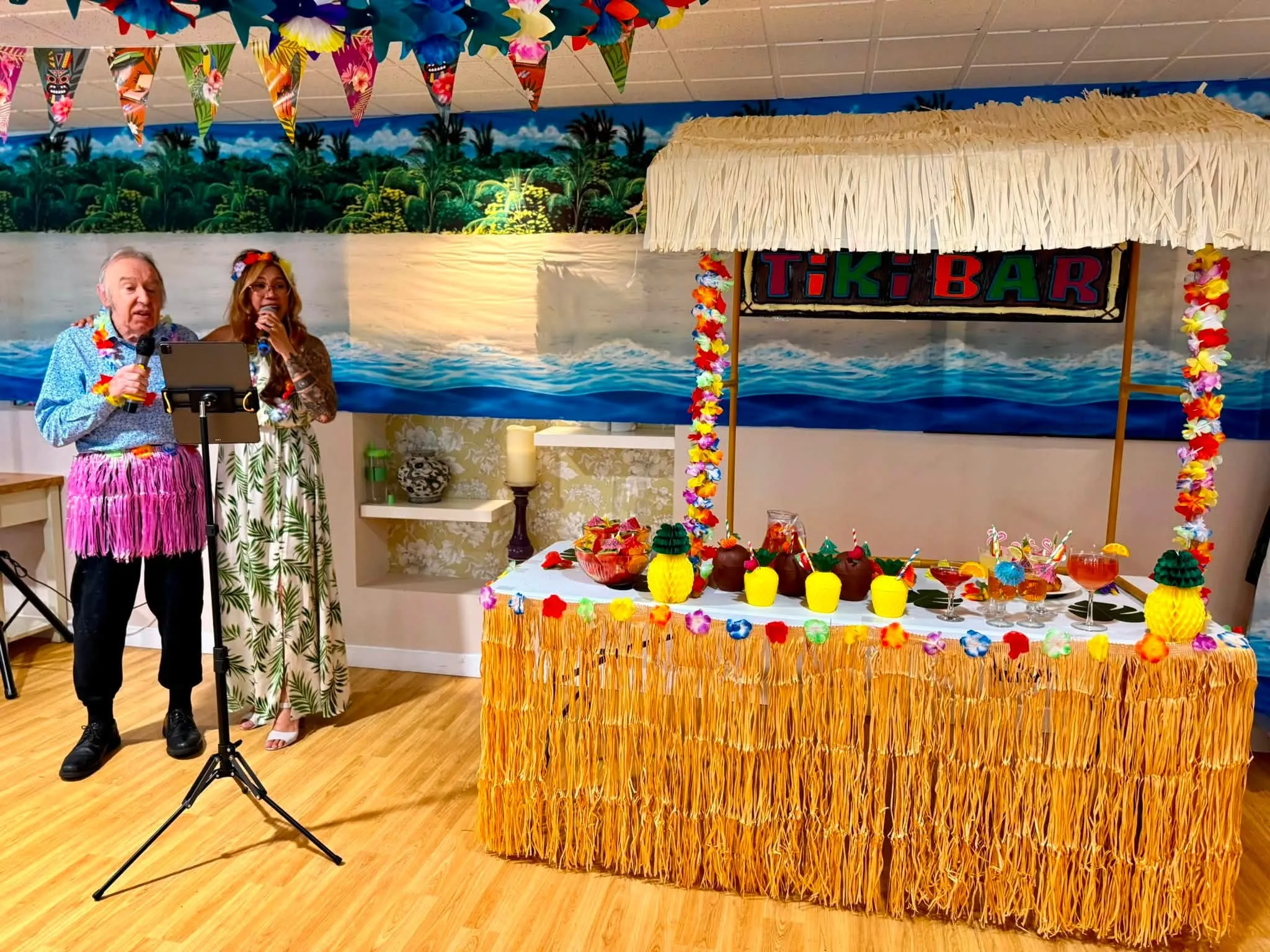 Tropical Tiki Bar Fun