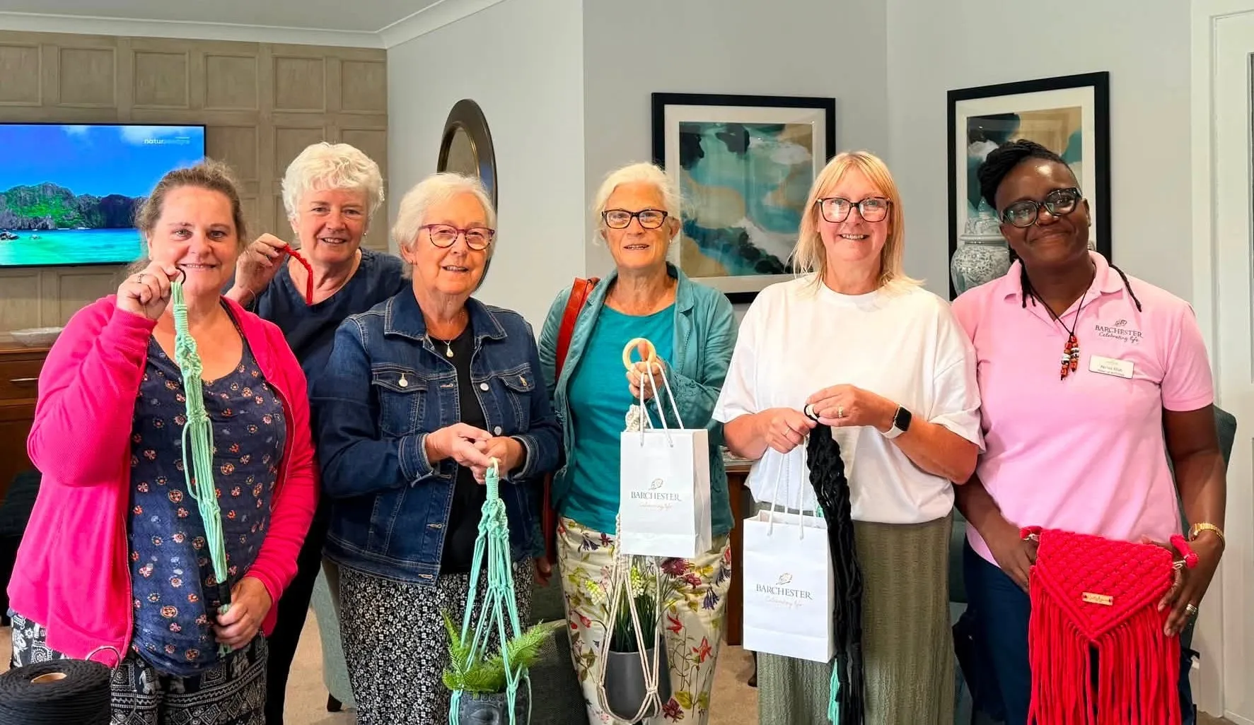 Community Ties Strengthened through a Macramé Workshop
