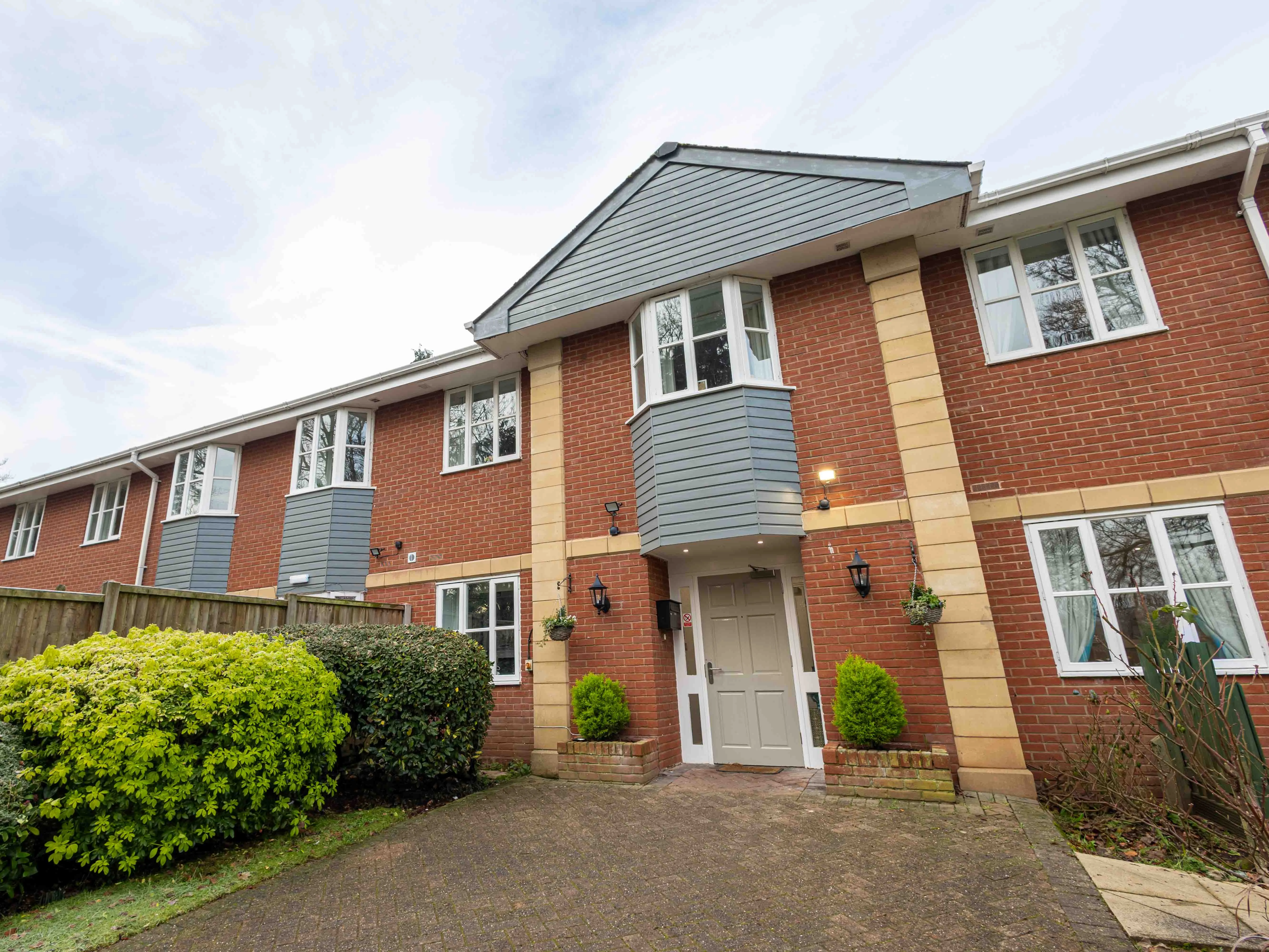 Hollyfields Care Home